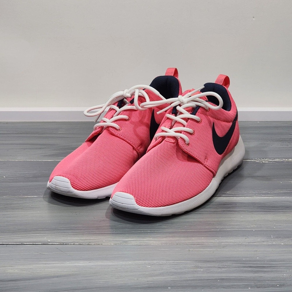 Nike Roshe Shoes Size 10 Pink Athletic Training Shoes Sneakers